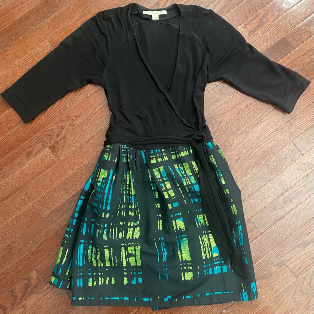 Diane von Furstenberg Jewel Wrap Dress size 12